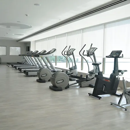 Taj Lands End-3